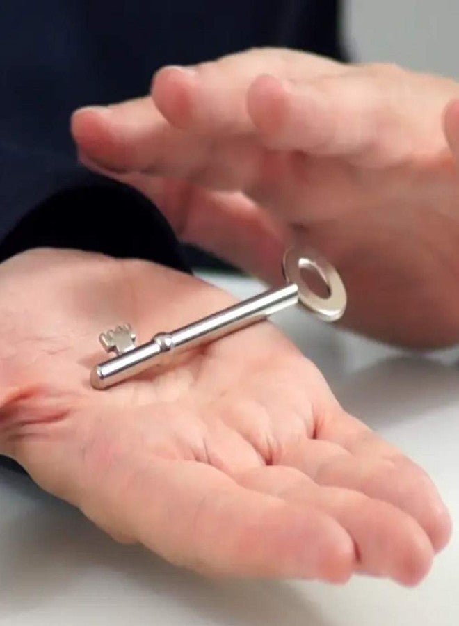 مايلز ماجيك خدعة مفتاح الشبح الساحر من مايلز ماجيك | خدعة ذهنية | مفتاح مسكون يتحرك على راحة اليد | سحر المسرح | سحر الشارع | خدعة سحرية مرعبة عن قرب - Image 1